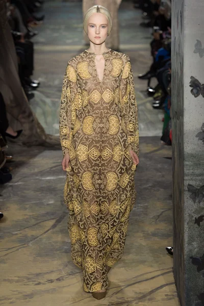 Look 36